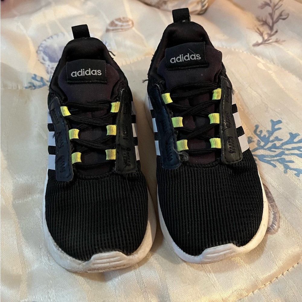 Adidas Unisex Sportswear RacerChild Lifestyle Running Shoes, Size Toddler 8